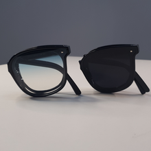 Load image into Gallery viewer, F007 Foldable Black Square Sunglasses